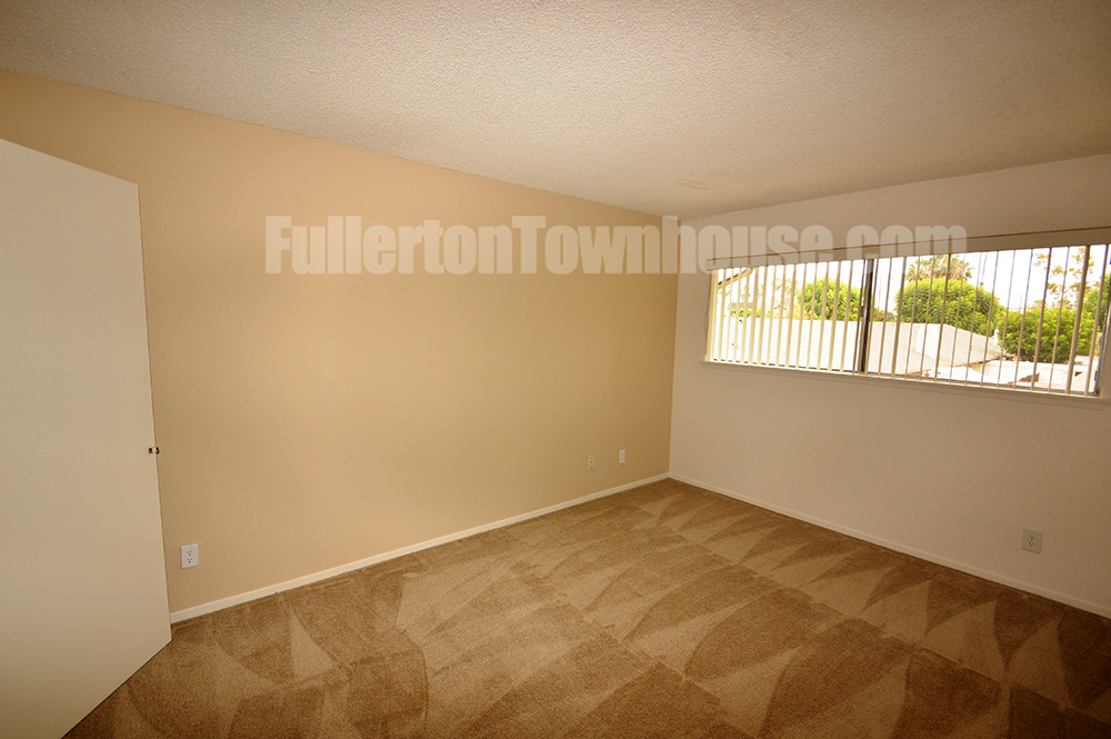 This image is the visual representation of Interior 19 in Fullerton Townhouse Apartments.