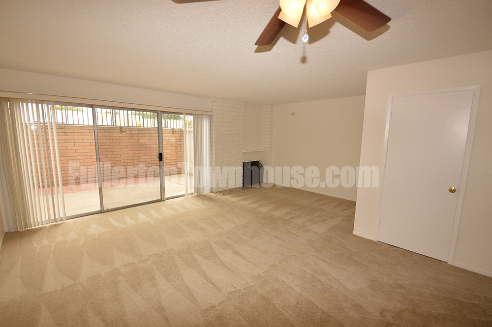 Thank you for viewing our Interior 14 at Fullerton Townhouse Apartments in the city of Fullerton.