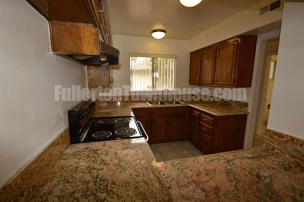 This image is the visual representation of Interior 18 in Fullerton Townhouse Apartments.