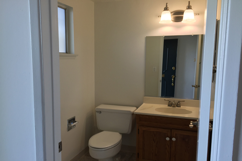 This image is the visual representation of Interior 10 in Fullerton Townhouse Apartments.